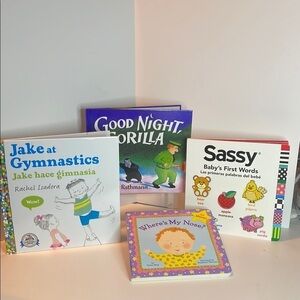 Children’s Books - Set of 4 EUC